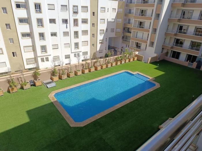 Logement élégant au cœur dAgadir avec piscine