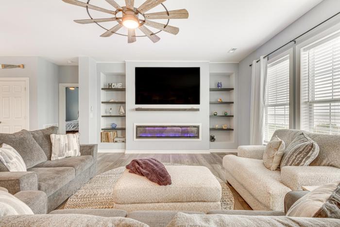Private Beach & Deck: Bayfront Home in Hayes!