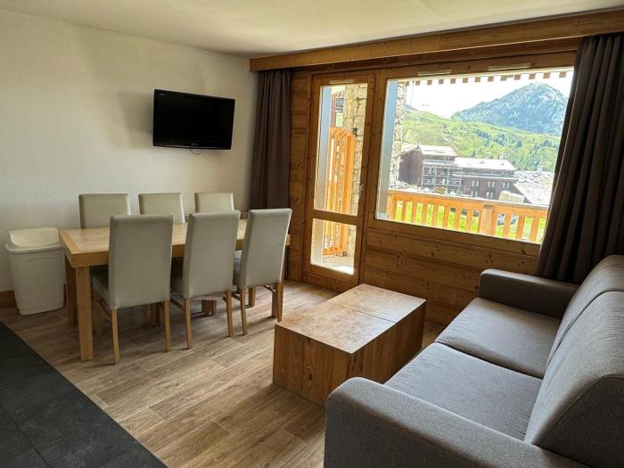 Appartement skis aux pieds, 6 pers, piscine, bien-être, Belle Plagne - FR-1-181-2810