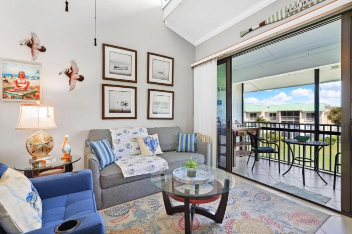 Beachfront paradise Ocean Village Golf Tennis Several heated pools Tiki bar Pickleball insite sports bar and restaurant and much more