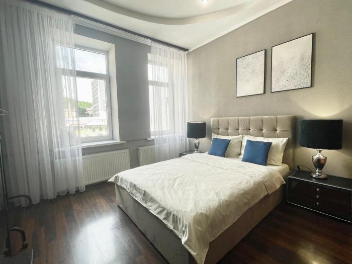 Куліша 41, помешкання в центрі біля ТЦ Форум