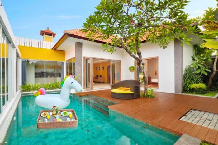Sweet 3 BR Private Pool Villa Garden View ZN116