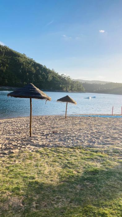 Riverlake House - frente ao lago e com jardim