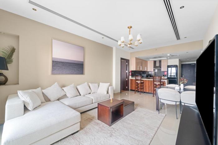 Close to Downtown - New 1 bedroom with parking