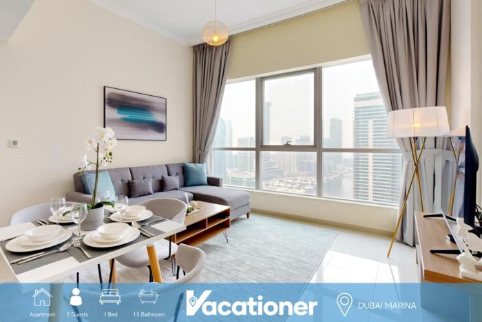 Vacationer Holiday Homes I Stylish 1 Bedroom with Marina Views I Steps to Tram Station