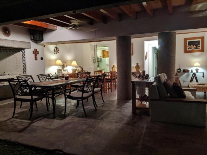BELLISIMA CASA A 15 minutos de CUERNAVACA