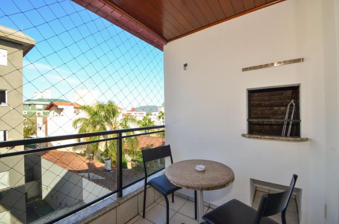 Conforto 2 quadras da Praia em Canasvieiras N539