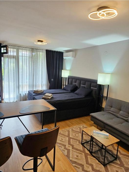 Aspen Suites Luxury Studio A006