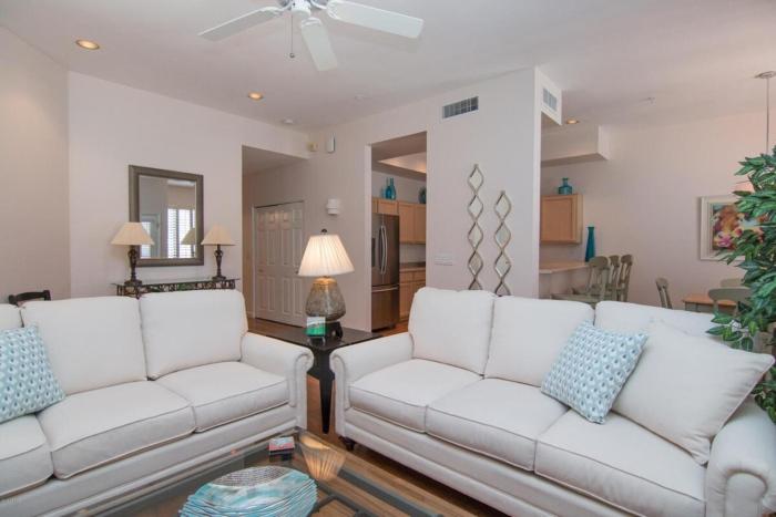 1st Flr, Enclosed Patio, Mercado Shops, Walkable