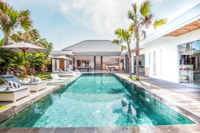 Amazing 4Br modern villa 400m to the beach