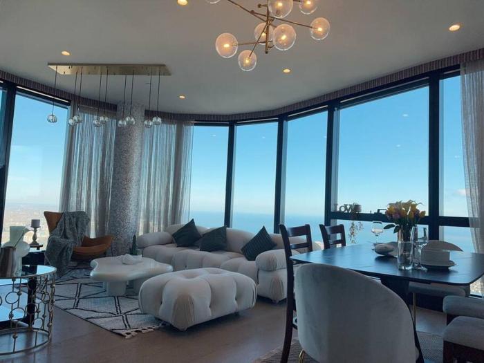 Australia108 High Level Apt 3 bedrooms 2 parking