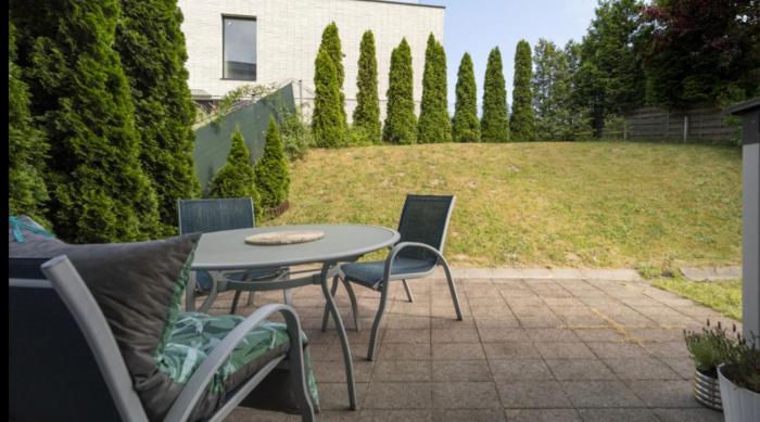 Sunny Studio with Garden