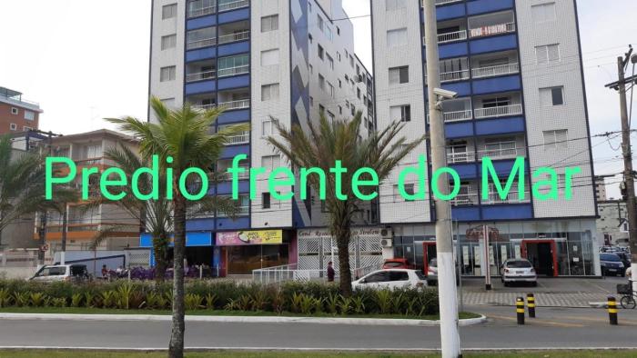 Prédio Frente Para o Mar Pé na Areia Lado Mercado Extra