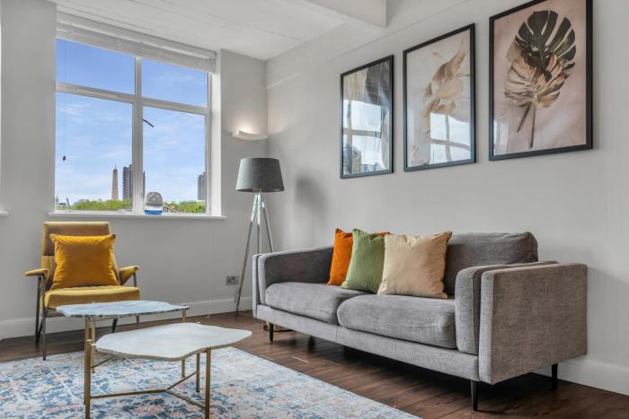MySquare 3 bed apartment near Old Street and City of London