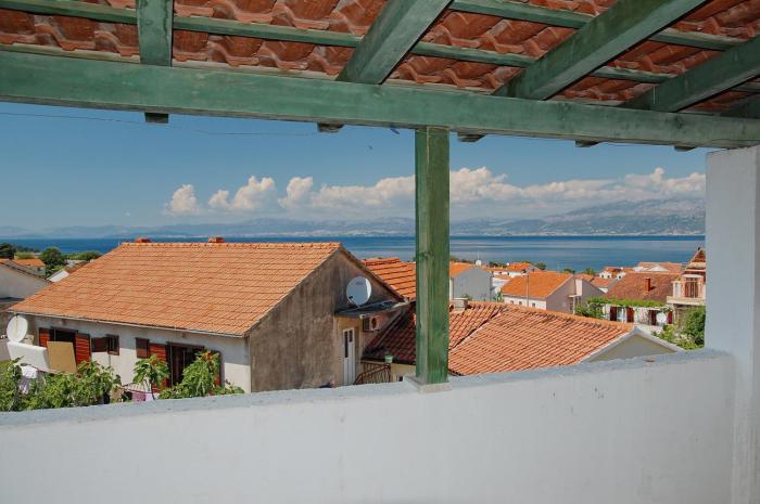 Apartments with WiFi Supetar, Brac - 5667