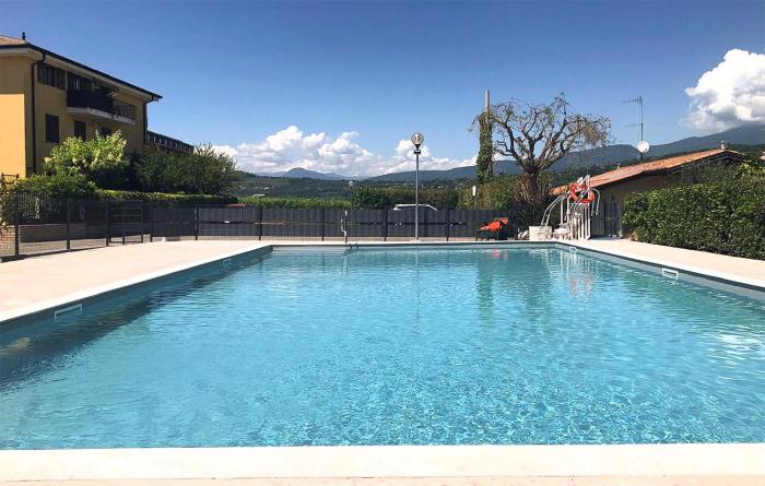 1 Bedroom Lovely Apartment In Bardolino