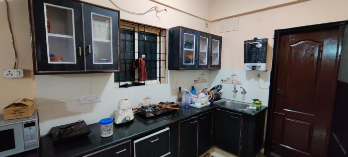 A cozy 2 bedroom flat for family stay