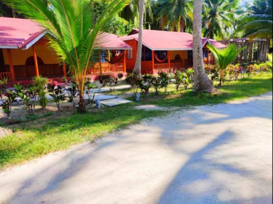 Island & Blue Resort