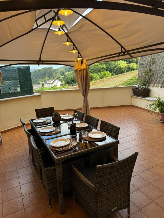 O Barqueiro- Fisher Village