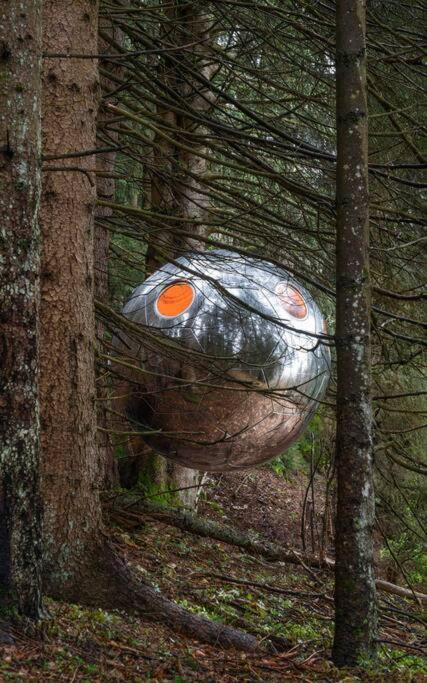 Mirror globe Kandasphere