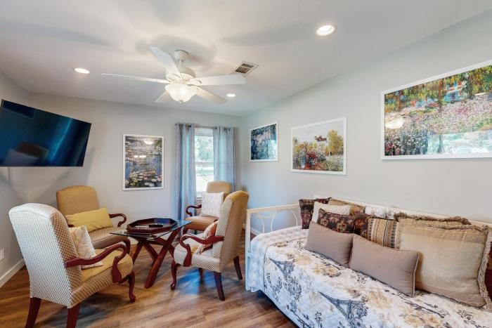 Belaire Boaters Bungalow