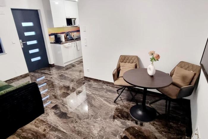 Einliegerwohnung NEU in Vaihingen Enz Horrheim