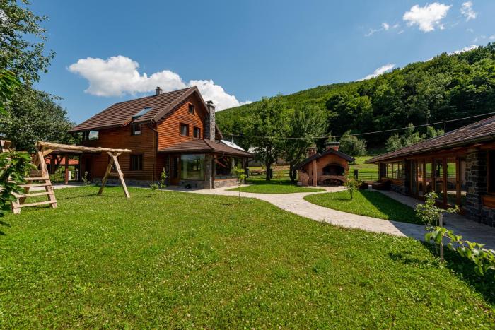 Rita Luxury Ranch