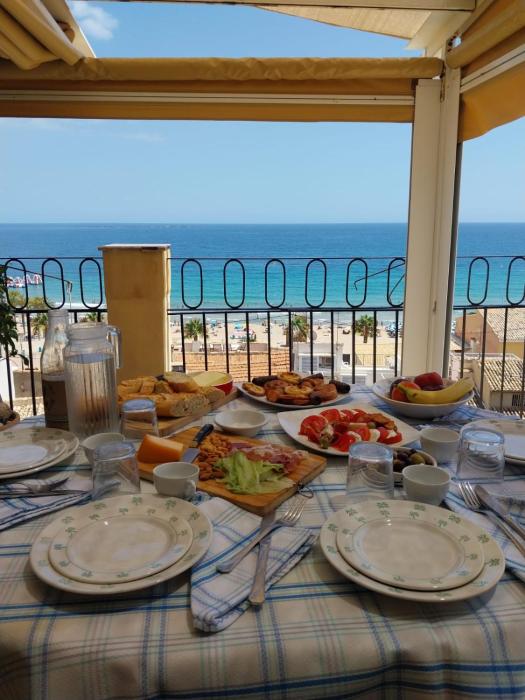 CS92 Gran apartamento con 2 terrazas y vista Mediterráneo