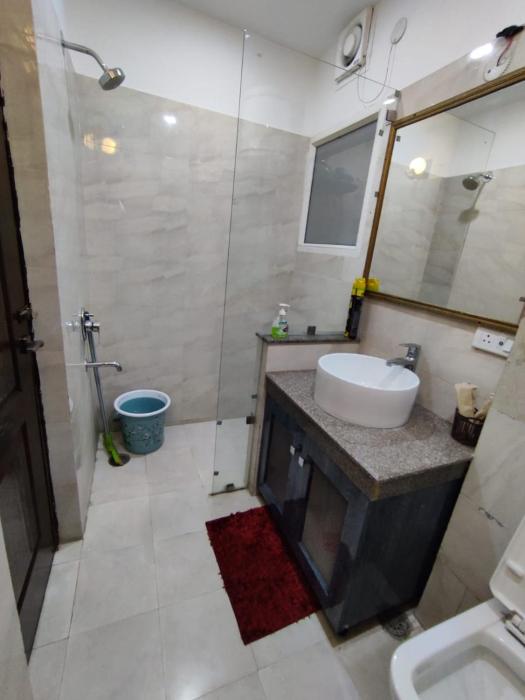 Punjabi tadka independent flat