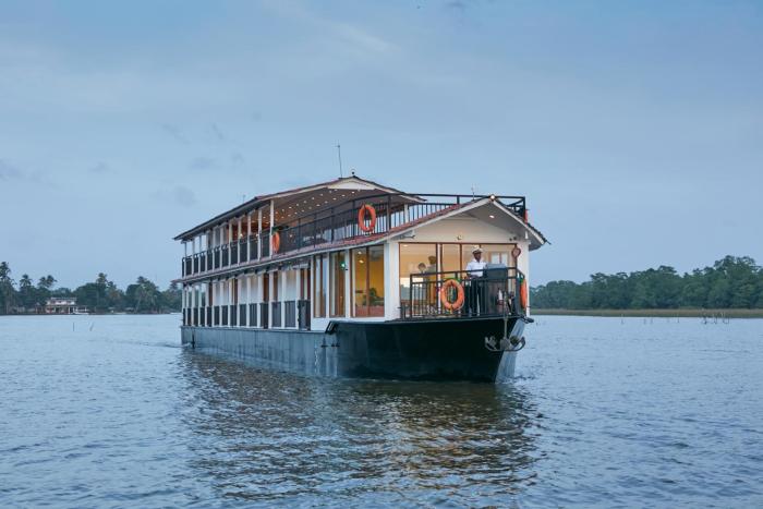 Houseboats by DAE - Colombo