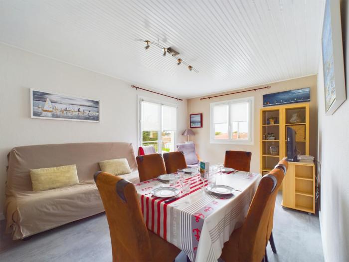 À 300m de la plage, maison pour 5