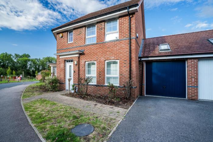 Argus 4-Bed Haven, Contractor, Christmas Families, Industrial Area