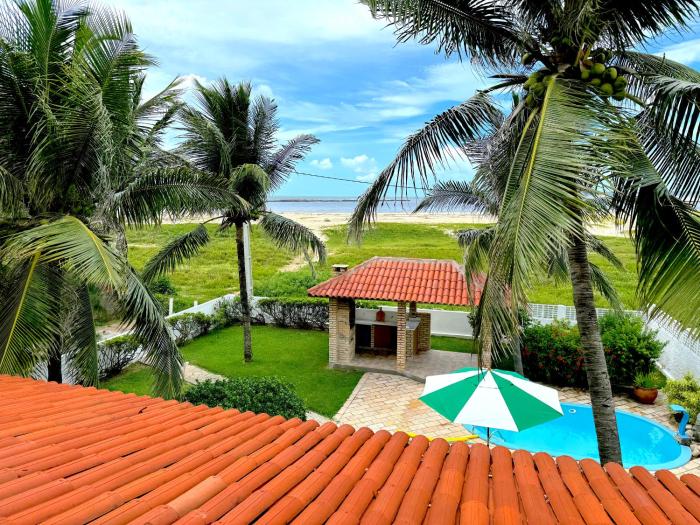 Beautiful house by the sea in Barra do Cunhaú