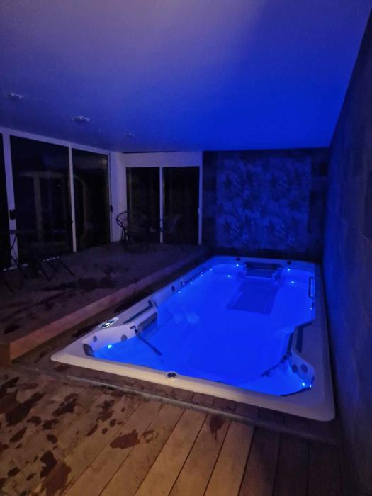 Escapade Romantique à Saint Omer-Espace Totalement Privatisé Avec Terrasse