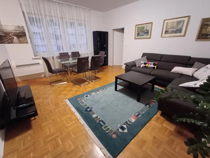City Center Apartment Gustin
