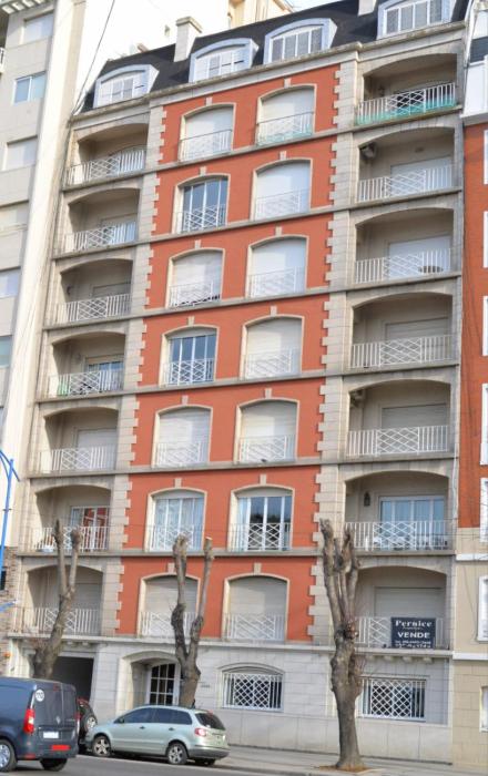 departamento hasta 8 pesonas frente a plaza Colon cento estacionamiento