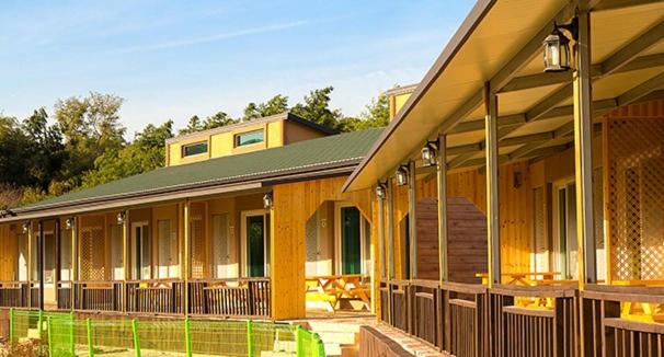 Suncheon Bay Wind Hill House