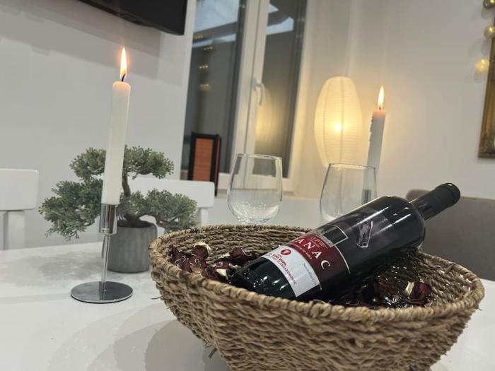 Charming Studio Apartment