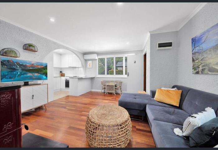 2BDR Holiday Flat near Bright-Entire Place