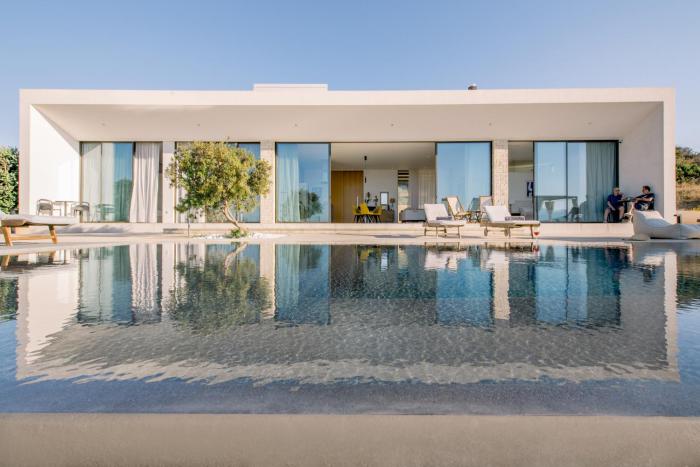 Ellas Residence fantastic pool heated