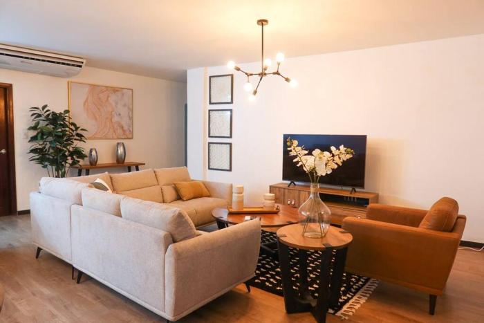 Prime Location Stylish Apartment