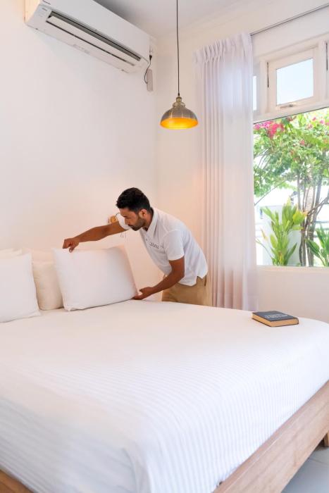 Vaali Maldives Island Escapes & Dive