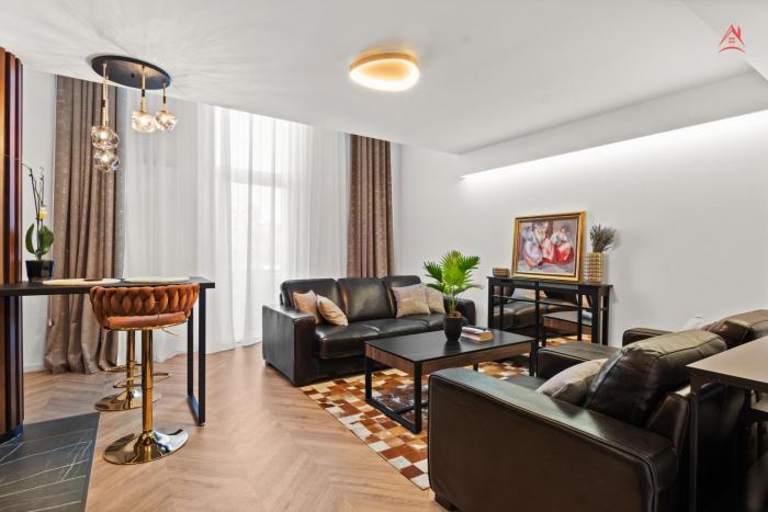 NOA Boutique Beautiful Penthouse with Private Parking