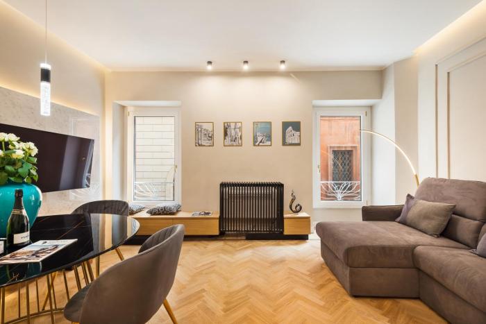 Spanish Steps Modern Gem