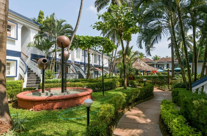 Pool View Studio Apartment in Candolim Beach Resort