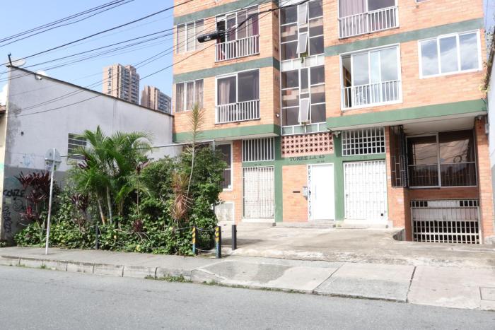 Living Poblado Manila 3026 Habitación Individual