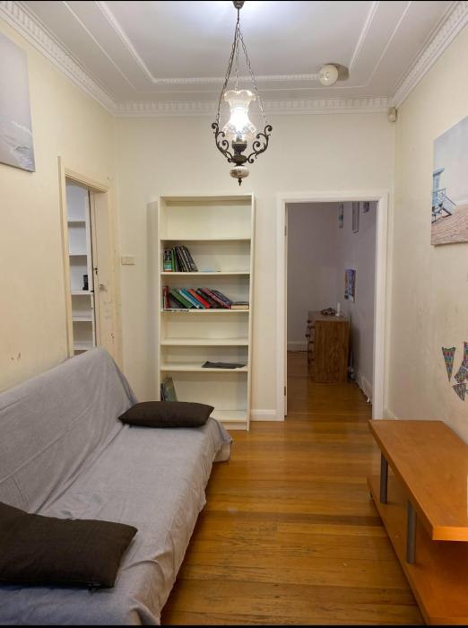 Burwood House 1