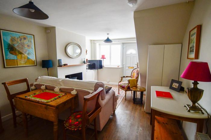 Cosy cottage in Bridport centre