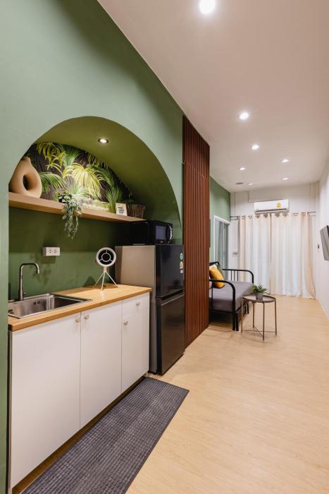 Patong Apartments Steps to Beach & Bangla Road Sleeps 6