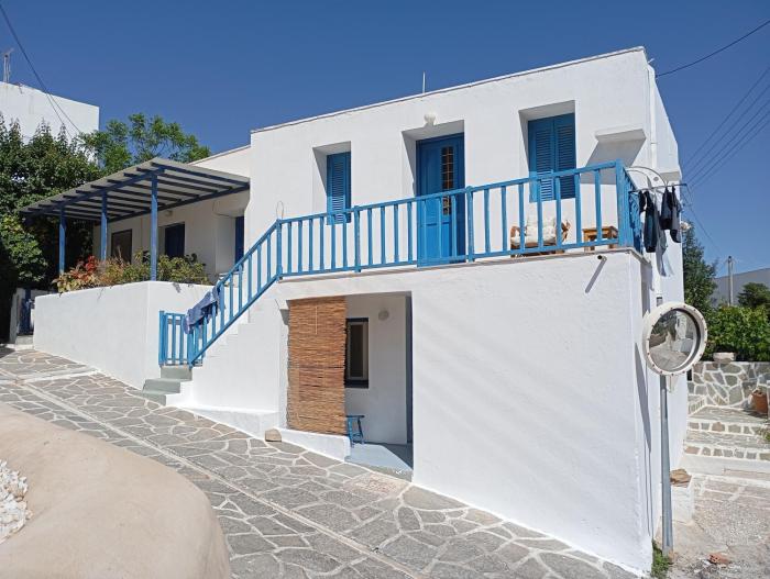 Village House Kostos